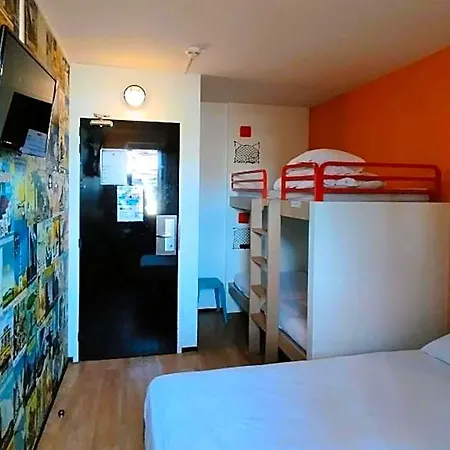 Hotelf1 Lyon Bourgoin-jallieu Hotel