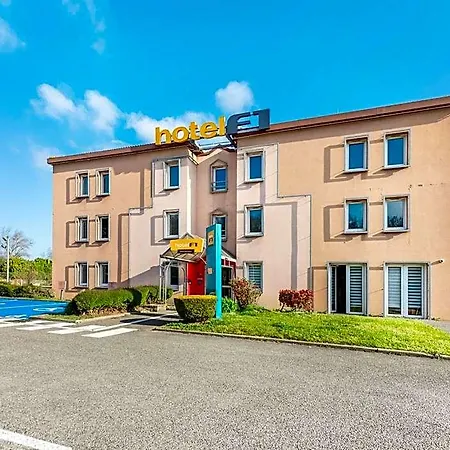 Hotelf1 Lyon Bourgoin-jallieu *